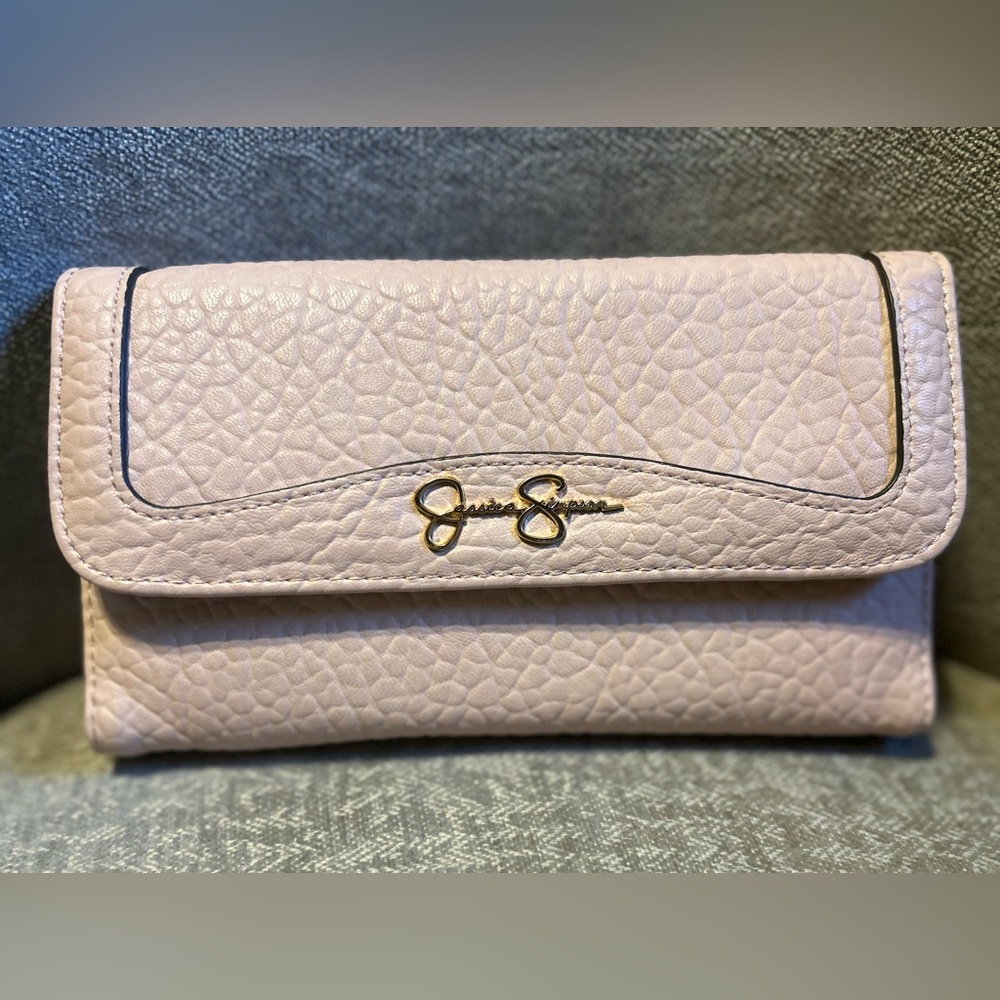 Jessica Simpson Wallet- Pink/Blush With Snakeskin Print Card Insert